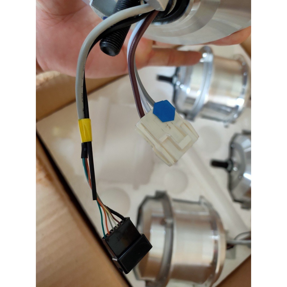 Động cơ SANYO NHẬT SẢN XUẤT CHO GIANT- LẮP BÁNH TRƯỚC, chuyên chế xe đạp thường thành xe đạp điện NAMHP