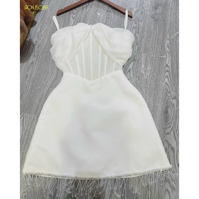 Đầm dáng midi ngắn TRIPBLE T DRESS bẹt vai xếp voan kính phối tua rua - size S/M/L - MS226Y