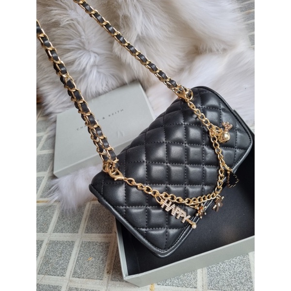 túi Cnk ô trám xích charm đá sáng xịn ạ size 21cm