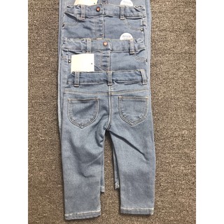 Quần jeans bé gái