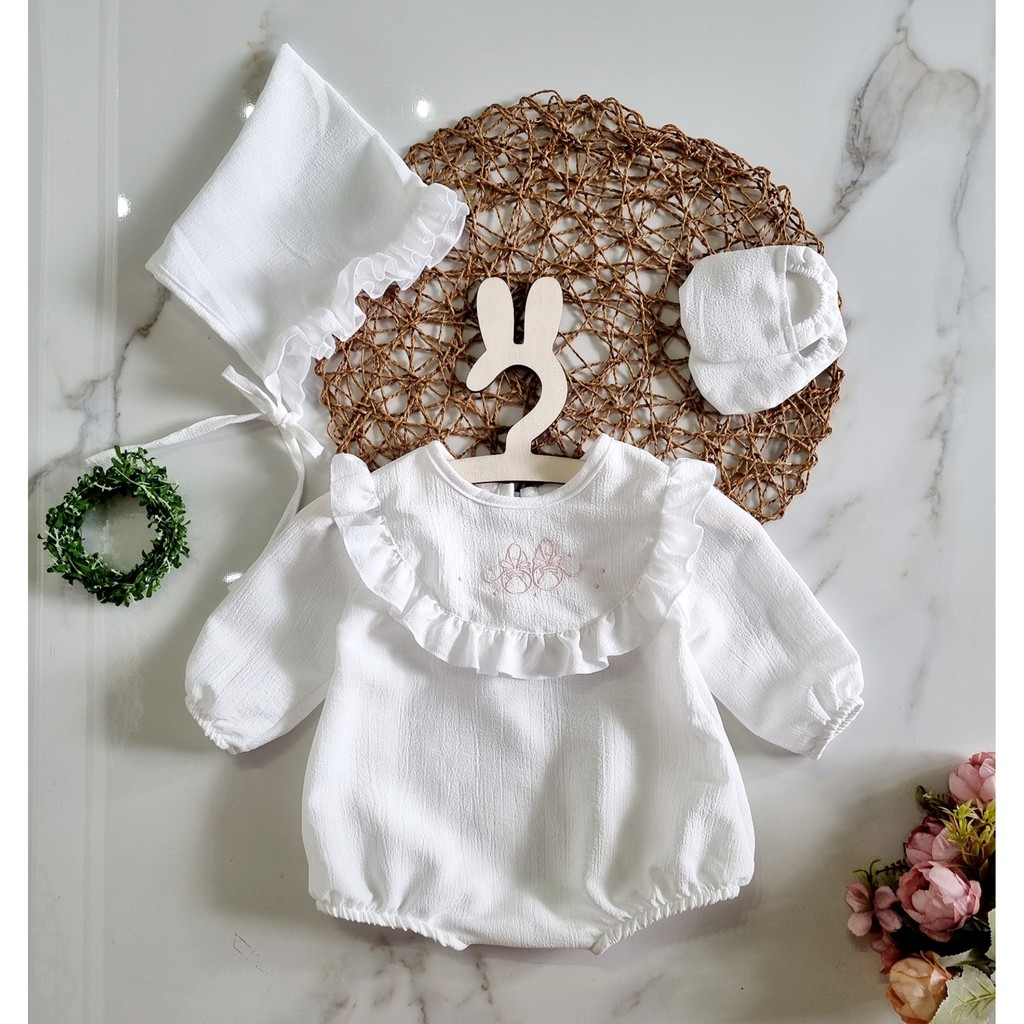 SET 3 CHI TIẾT - BODY TRẮNG THÊU KÈM NÓN VÀ VỚ - Quà tặng thôi nôi, đầy tháng