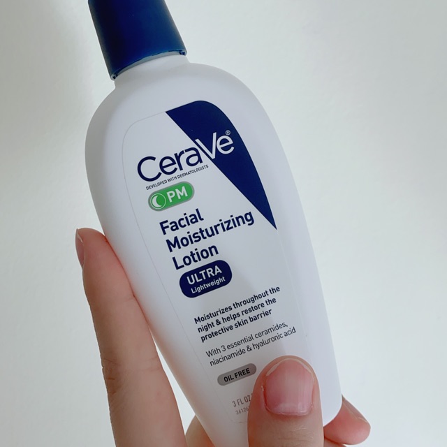 Kem dưỡng ẩm: CeraVe Facial Moisturizing Lotion PM với 4% Niacinamide