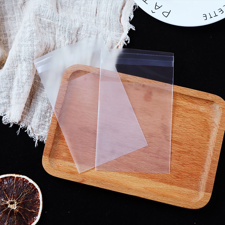 Túi đựng bánh tự dính trong suốt