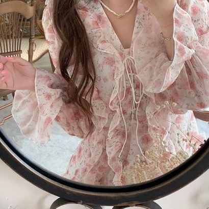 Đầm chiffon Hoa Cổ V Tay Dài Ngọt Ngào Mới 2022