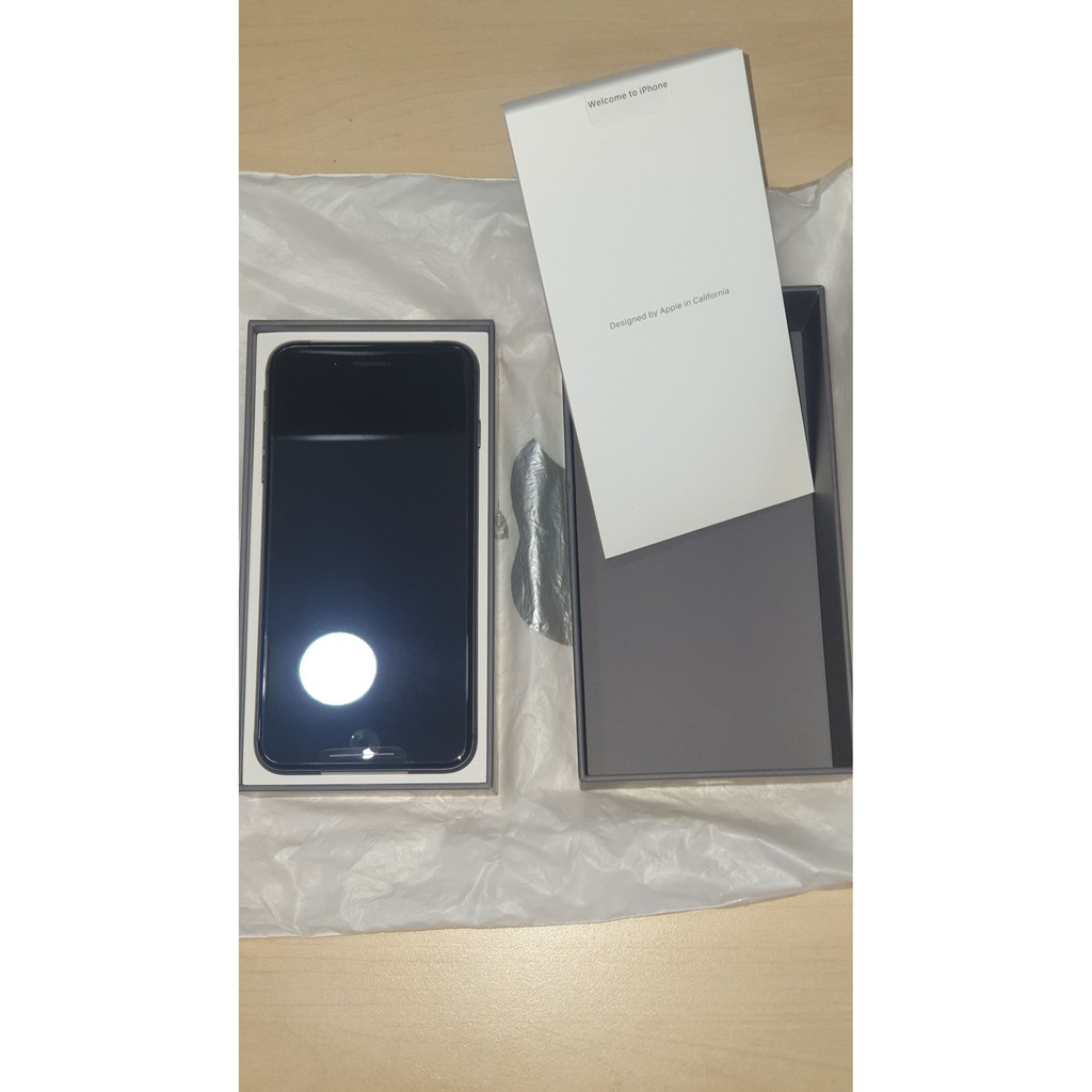 Điện Thoại Thông Minh Iphone 8 Plus, Apple, Model MQ8G2LL/A, 256GB