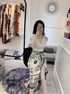 Khăn lụa hoạ tiết sang chảnh( có vid thật )