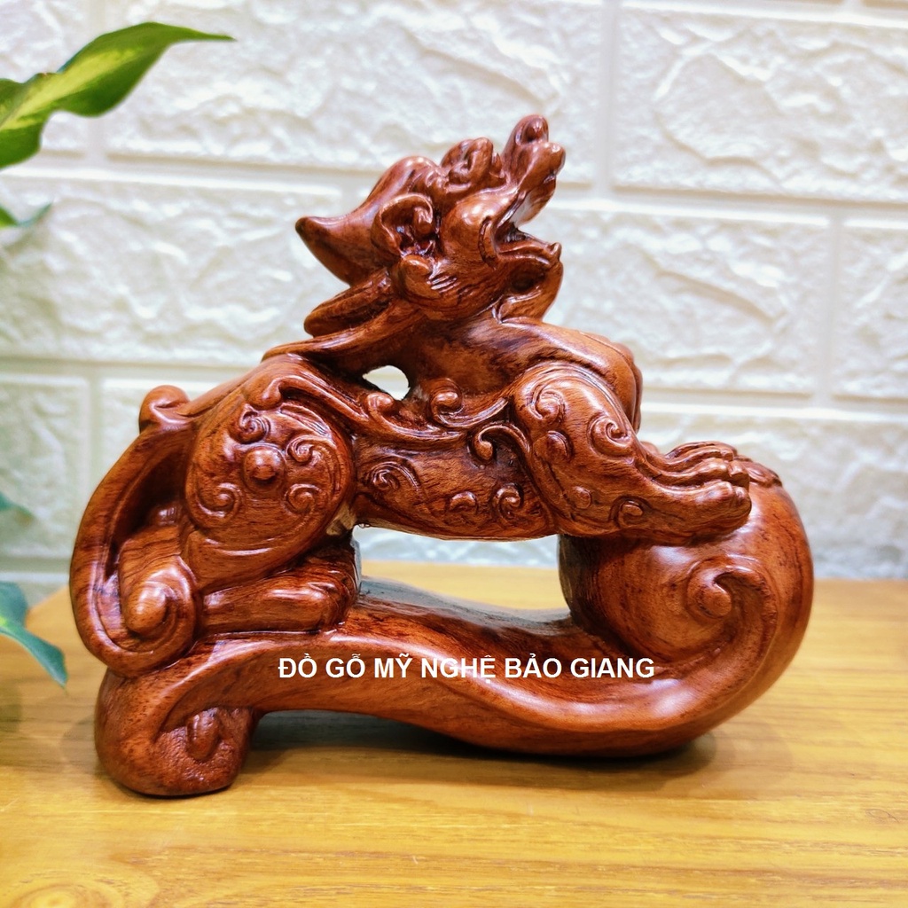 Cặp tỳ hưu gỗ hương mang bạc vàng vào nhà