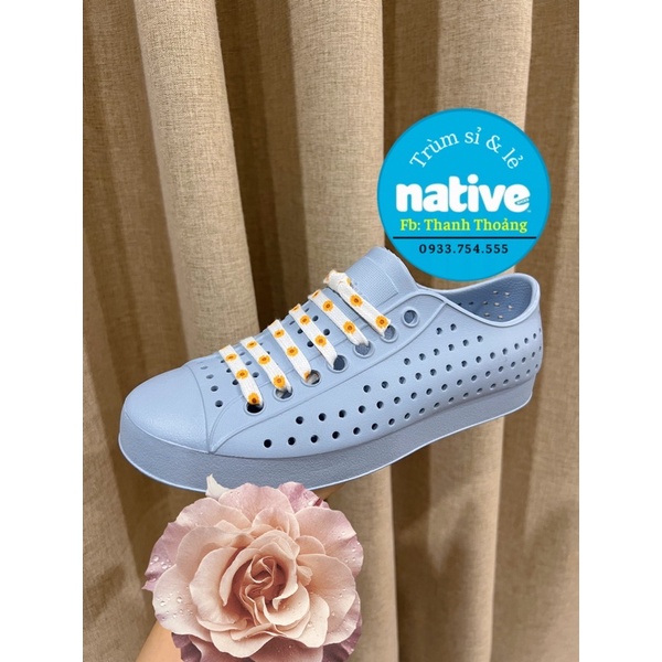 Giày xuất cho cả gia đình