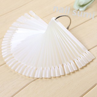 móng que vuông tập vẽ , trưng mẫu
