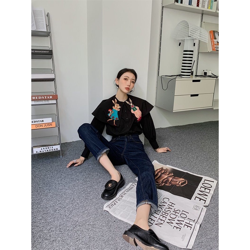 Áo sơ mi đen tay dài phối bèo in hình thỏ dễ thương phong cách retro Hàn Quốc