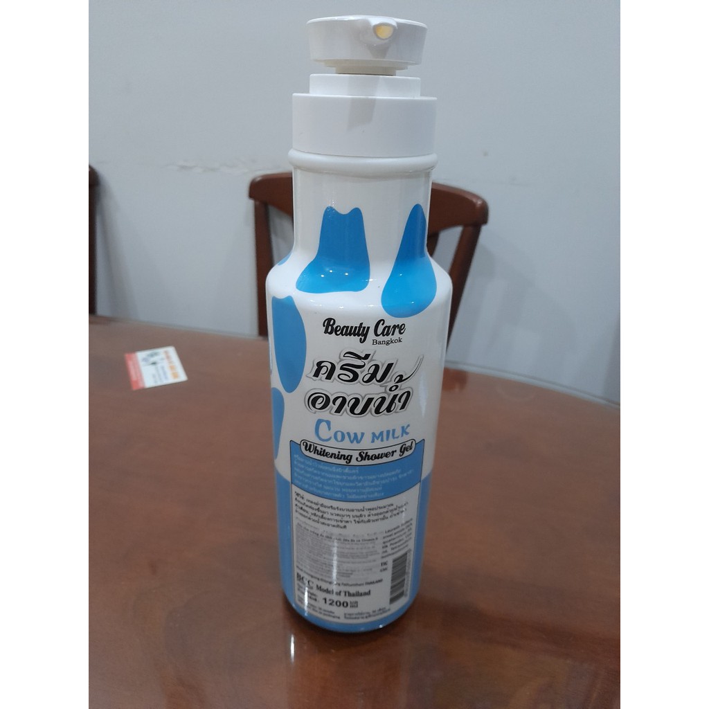 Sữa tắm bò/dê Thái Lan chai 1,2L