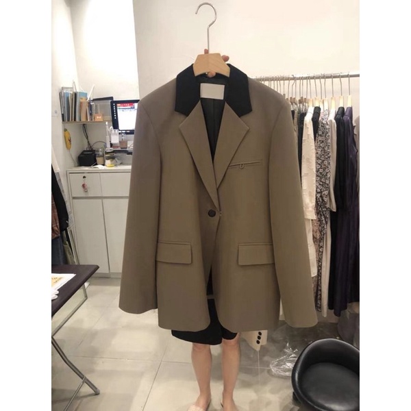Áo khoác blazer phối màu cổ 2 cúc