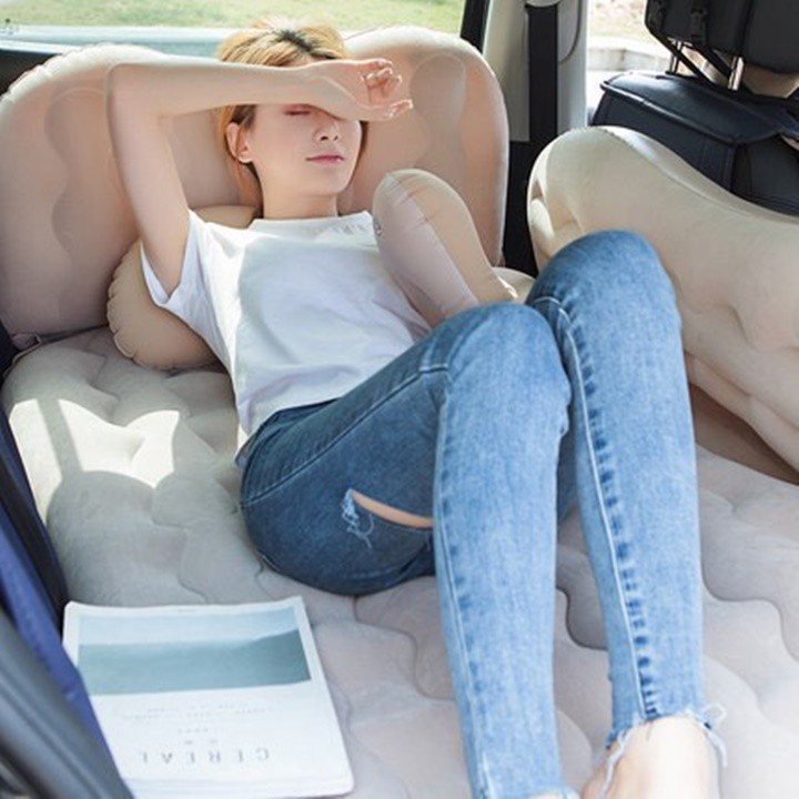 Nệm hơi, giường hơi đệm hơi ô tô vải nhung dùng cho em bé, thích hợp đi picnic, du lịch ô tô | BigBuy360 - bigbuy360.vn