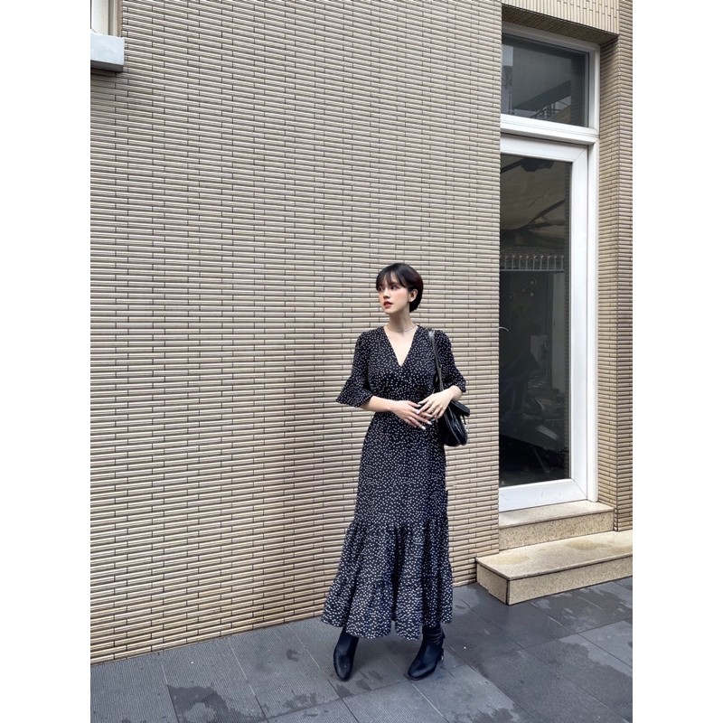 𝐑𝐨𝐬𝐢𝐞 𝐃𝐫𝐞𝐬𝐬 - best seller item Váy chấm bi maxi lụa Hàn xoè tầng | BigBuy360 - bigbuy360.vn