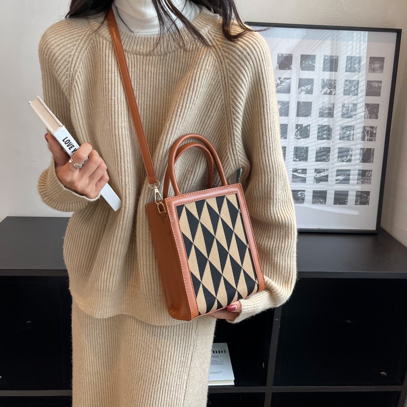 Túi xách đeo vai JASMIN NOIR dáng tam giác phong cách đơn giản cổ điển thời trang xinh xắn dành cho nữ