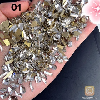 Đá khối trắng chân bằng mix túi 100v