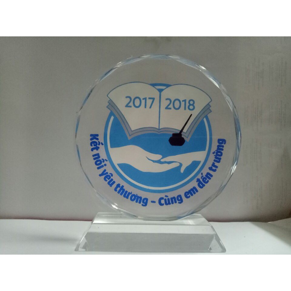 Biểu trưng pha lê mặt nguyệt