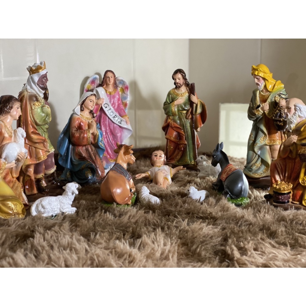 Bộ 12 Tượng giáng sinh mini mẫu cổ điển 26cm. tặng kèm 1 bộ cừu 3 tượng  - Mang Lại Vẻ Đẹp Ấm Áp Cho Mùa Giáng Sinh