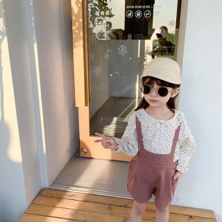 Quần sọc yếm bé gái
