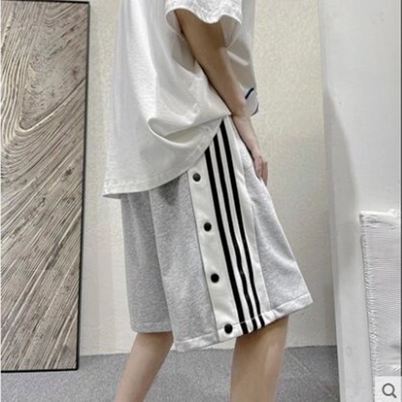 Quần Short Thể Thao Dáng Suông In Họa Tiết Kẻ Sọc Bên Hông Phong Cách Hip Hop Đường Phố Hàn Quốc Cho Nam Size S-3XL