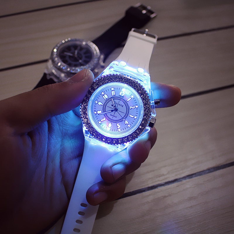 Đồng hồ Geneva dây đeo silicon có đèn LED thời trang cho nam nữ