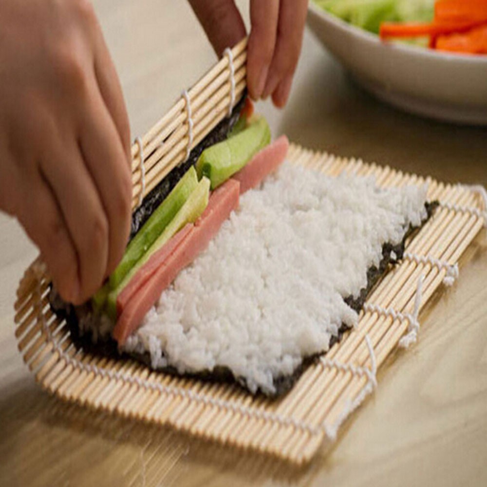 Set mành cuộn và vá múc cơm gỗ tre tự nhiên cho làm sushi