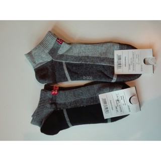 Tất Uniqlo nam cổ thường