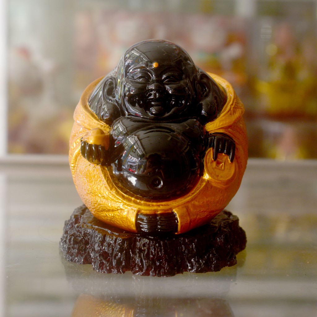 Tượng Ngài Di Lặc tròn đen
