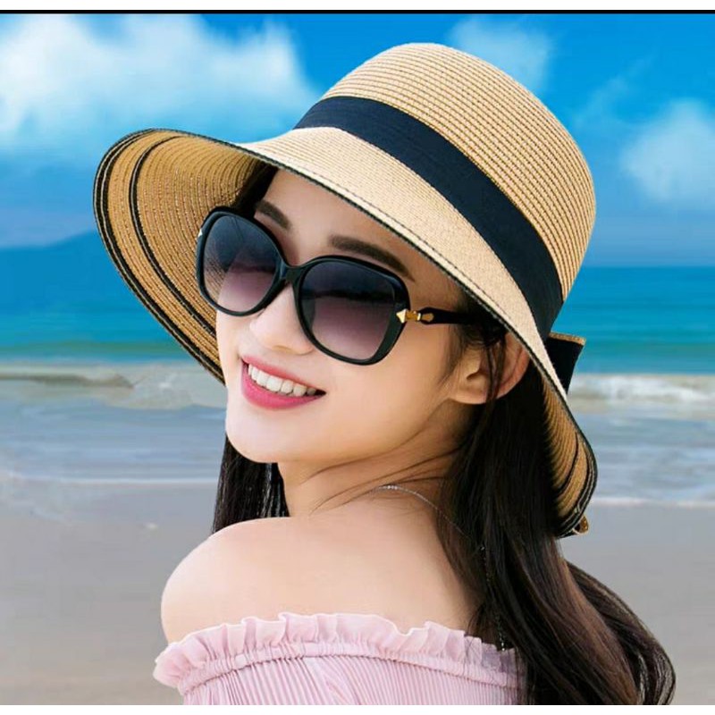 Mũ nón rộng vành đi biển đẹp