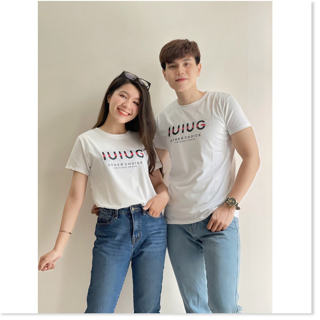 ÁO THUN CỔ TRÒN HỌA TIẾT TRƠN NHƯNG KHÔNG KÉM PHẦN SANG TRỌNG,ĐẶC BIẾT LÀ CHẤT LIỆU VÃI THOÁNG MÁT THỜI TRANG MỚI KME