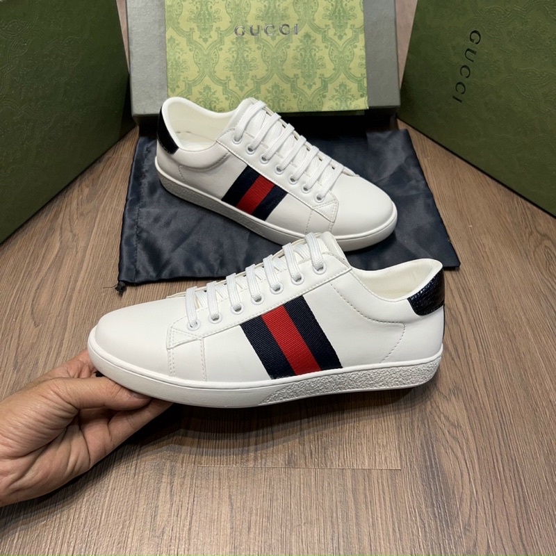 Giầy thể thao sneaker G.C rắn thêu - Giầy vạch dù than Vip