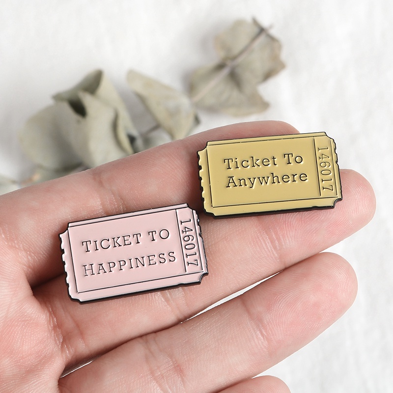 Huy Hiệu Cài Áo Hình Vé Máy Bay Màu Đỏ Đen Ngộ Nghĩnh