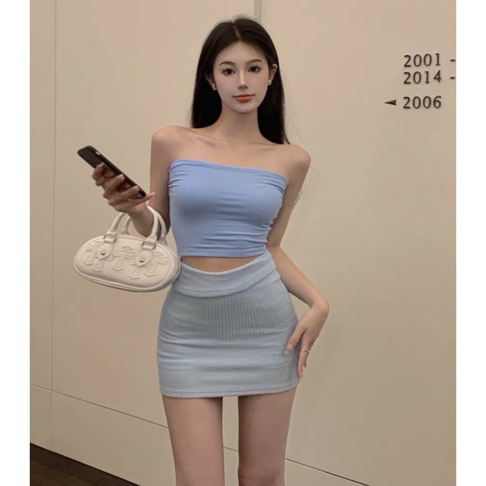Áo ống croptop + Chân váy Ulzzang