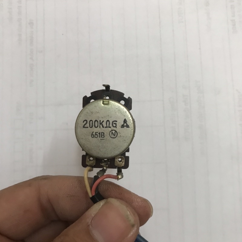 Chiết áp 200k âm ly