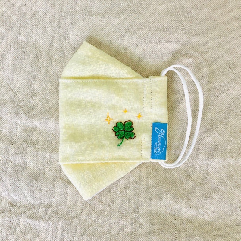 Khẩu trang Linen premium lót cotton mát mịn nhẹ với biểu tượng may mắn! | BigBuy360 - bigbuy360.vn