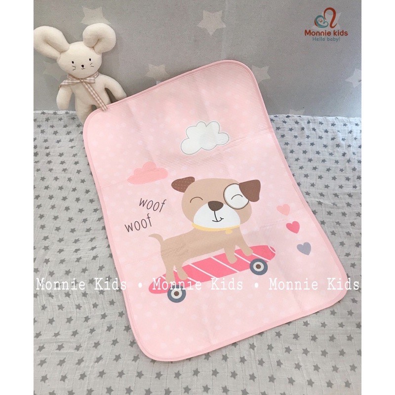 Miếng lót thay bỉm 4D 50x70cm, tấm lót thay bỉm cao cấp mềm mại thoáng khí cho bé - Monnie Kids