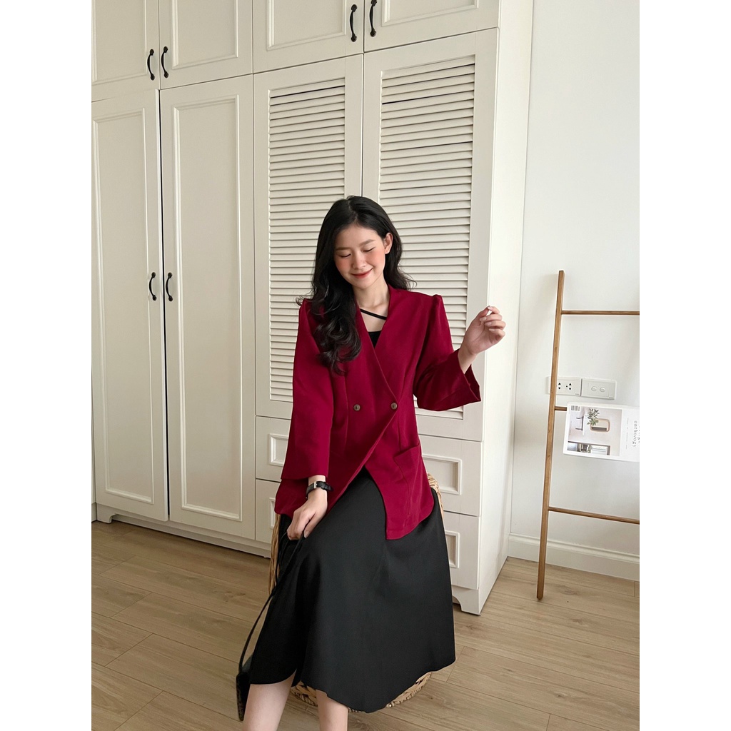 YU CHERRY | Áo khoác nữ không cổ, có túi Neckless Button Blazer YA391