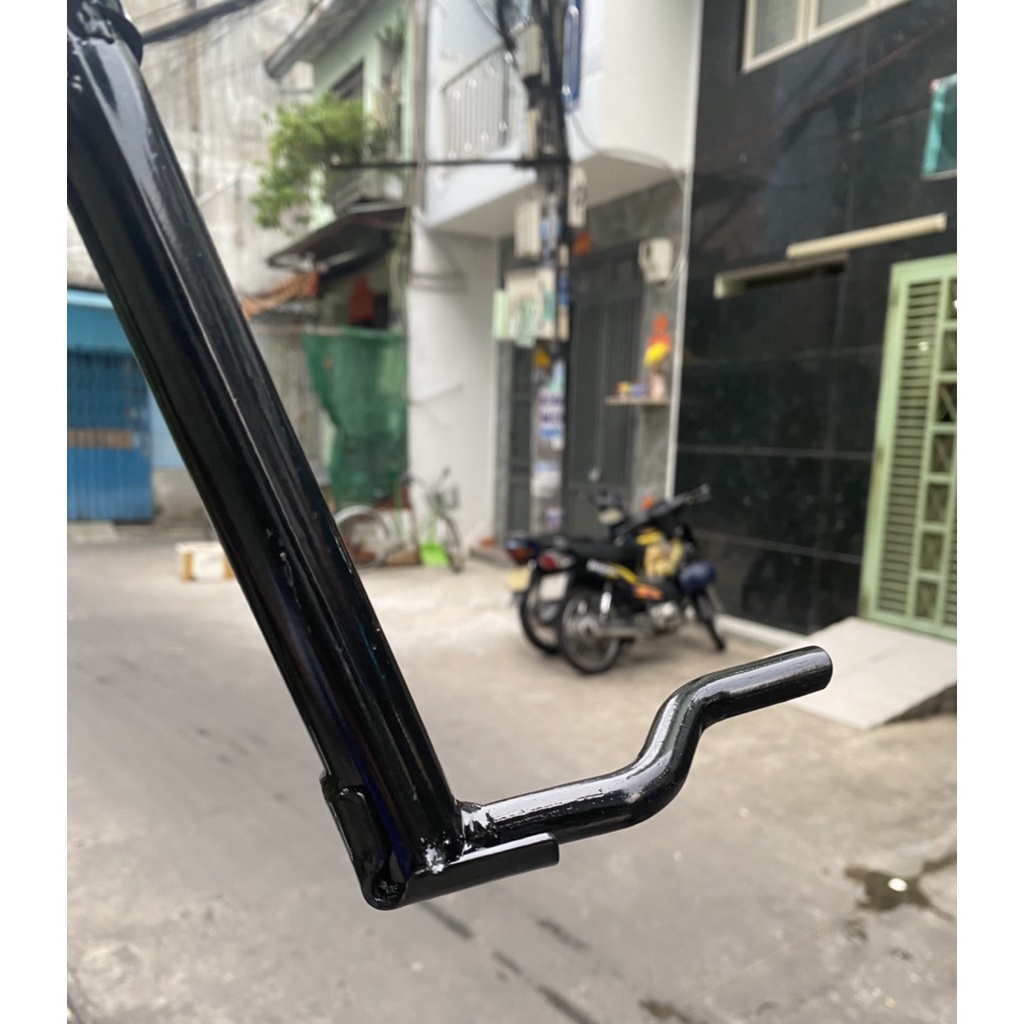 CHÂN CHỐNG ĐỨNG XE DREAM