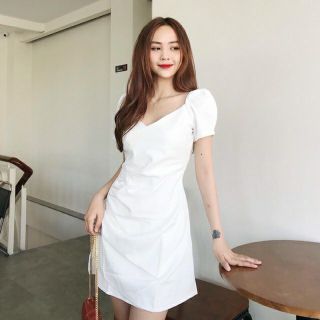 Đầm chữ A có tim sang trọng