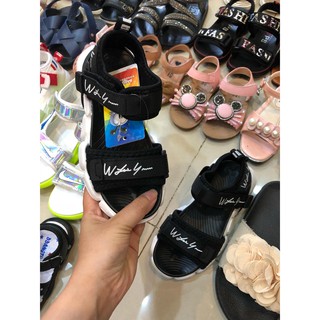 Sandal trẻ em