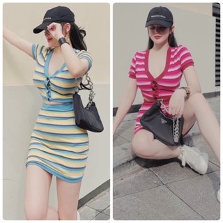 Set áo crop sọc kèm chân váy