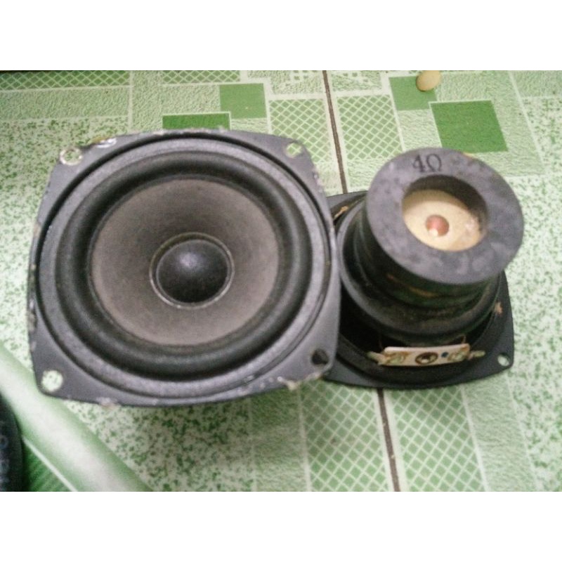 Loa center microlab từ kép