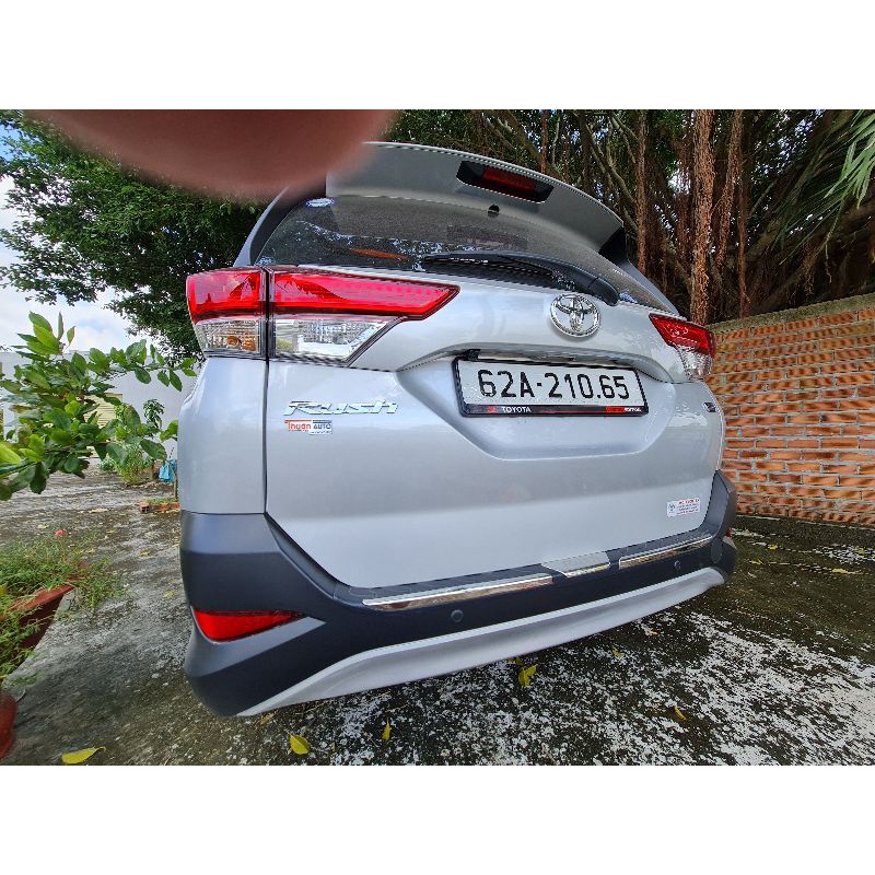 Khung biển số châu âu nhựa ABS cho TOYOYA full phụ kiện