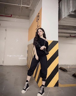 Áo thun nữ lệch vai hot hit