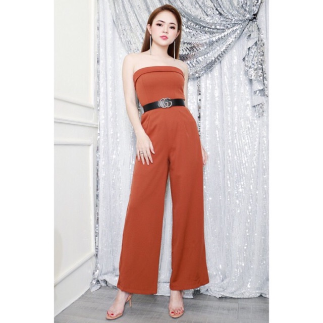 Jumpsuit ống suông dài màu nâu trơn cúp ngực phối bèo ngực