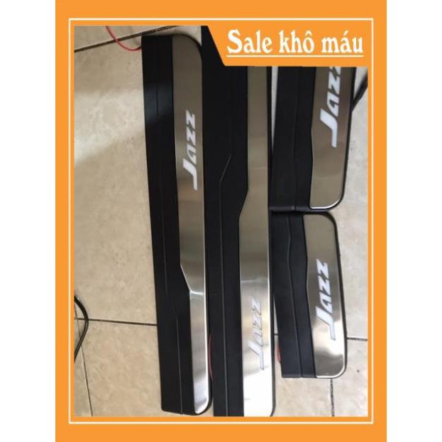 [ SALE SỐC ] Ốp bậc cửa ngoài xe Jazz có đèn hình ảnh thật hàng cao cấp