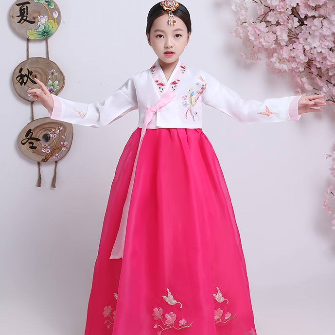 Hanbok thêu hoa cho bé gái-có size cho người lớn.