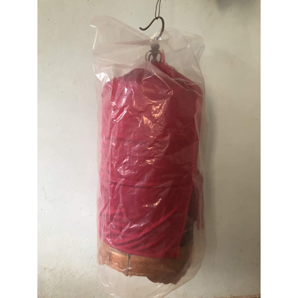 Túi ni lông dữ ấm cho chim mùa đông