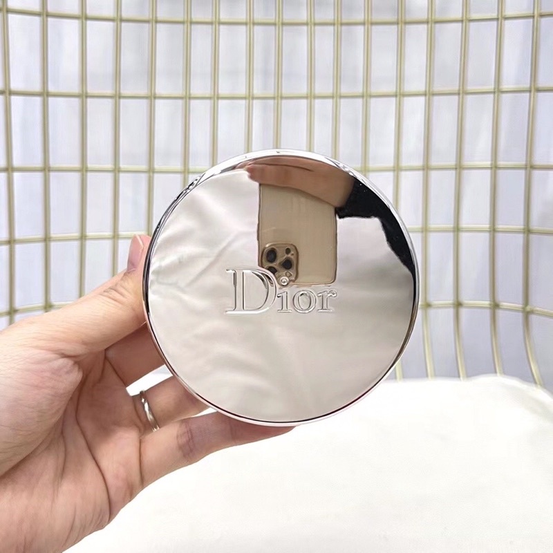 Phấn phủ dạng bột siêu mịn mướt Dior capture totale