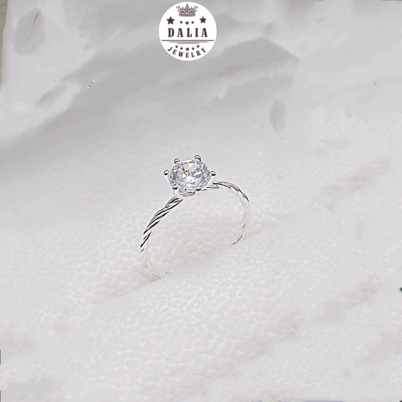 Nhẫn bạc nữ DaLiA Jewelry nhẫn bạc thân xoắn đính đá sáng cao cấp